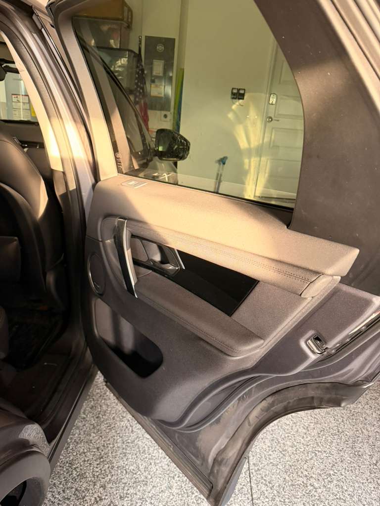 Rear door panel trim